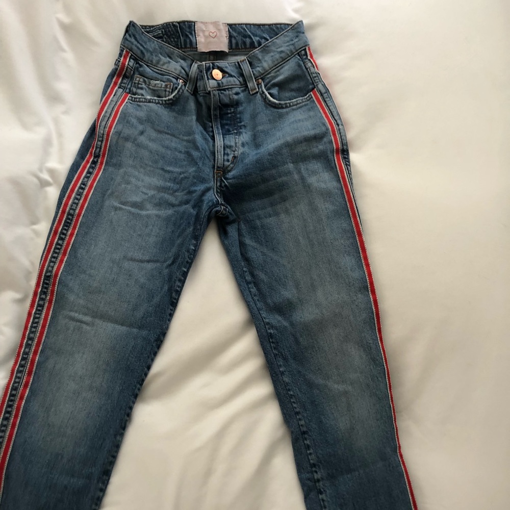 REVICE SIZE 25 RED STRIPED JEANS